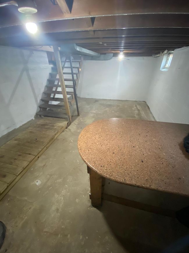 Basement 1 | Image 17