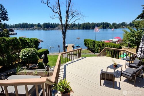 30063 232nd Pl Se, Black Diamond, WA, 98010-1239 | Card Image