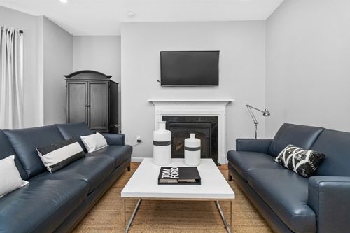 1-595 East 4th St, Boston, MA, 02127 | Card Image