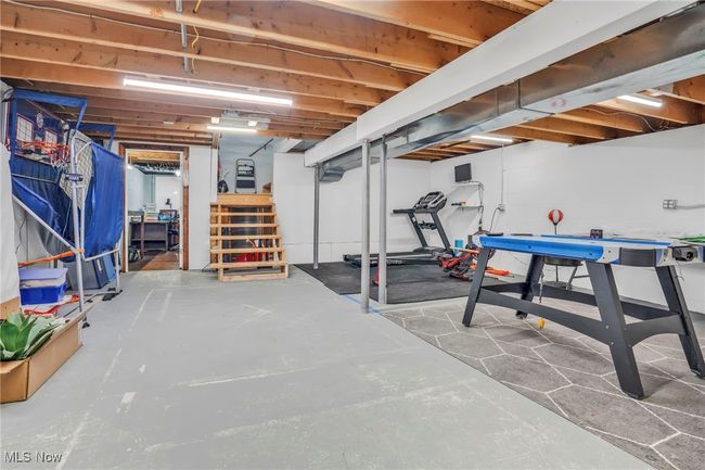 Unfinished below grade area with stairway | Image 30
