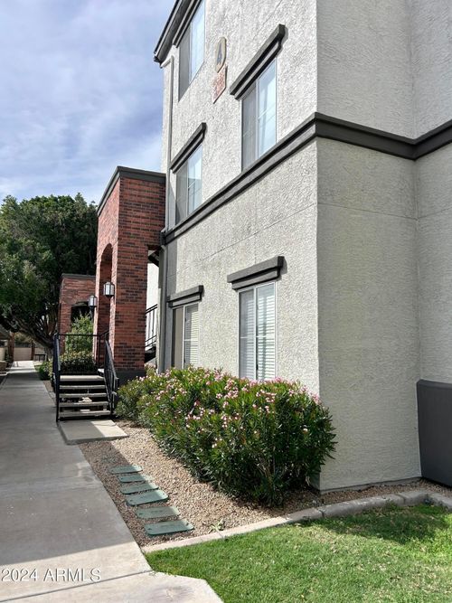 327-3302 N 7th St, Phoenix, AZ, 85014-5445 | Card Image