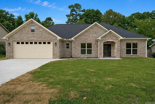 357 Regal Oaks Cir, White Hall, AR, 71602-3053 | Card Image