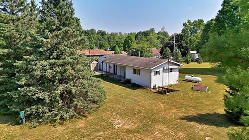 1556 Kimberly Rd, Mesick, MI, 49668 | Card Image