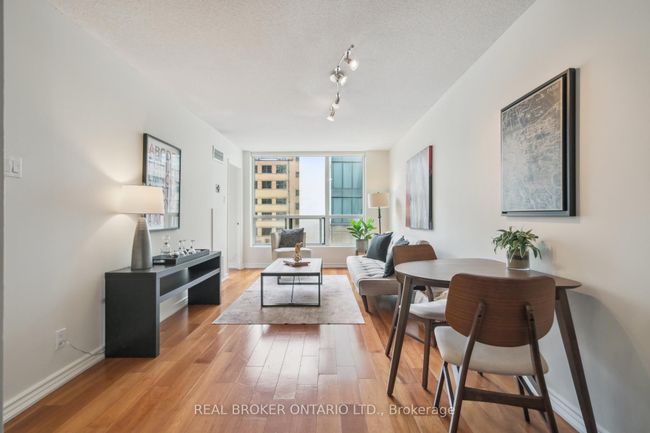 508 - 92 King St E, Condo with 3 bedrooms, 2 bathrooms and 1 parking in Toronto ON | Image 14