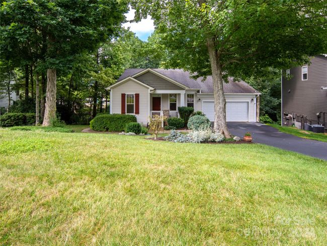 130 Harrop Dun Ct, House other with 3 bedrooms, 3 bathrooms and null parking in Biltmore Lake NC | Image 35