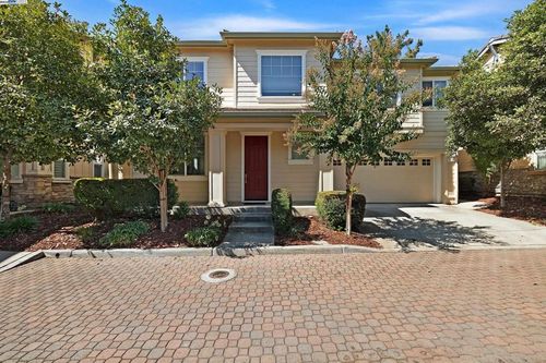 219 Blackstone Cmn, Livermore, CA, 94550-3931 | Card Image