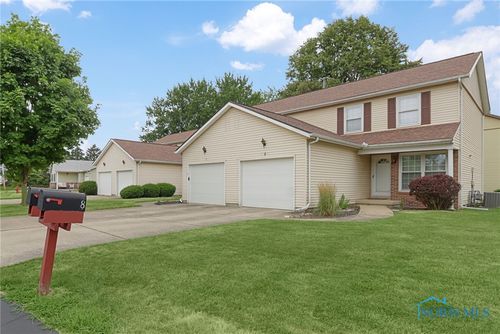 7 Augusta Dr, Bowling Green, OH, 43402-4538 | Card Image