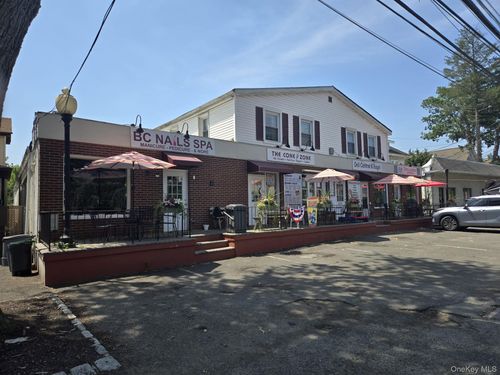 747 W Nyack Rd, West Nyack, NY, 10994-1967 | Card Image