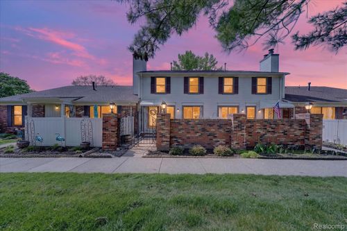 95-38969 Golfview Drive W, Clinton Charter Township, MI, 48038 | Card Image
