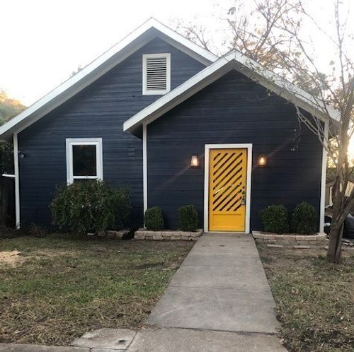 407 Wayne St, Dallas, TX, 75223-1638 | Card Image