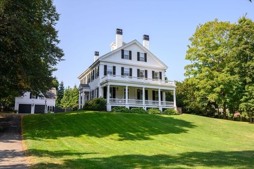 50 Lincoln St, Hingham, MA, 02043-4632 | Card Image