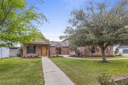 4329 Edgewater Dr, Lake Charles, LA, 70605-7739 | Card Image