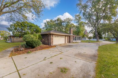 14207 Kilpatrick Avenue, House other with 3 bedrooms, 2 bathrooms and 2 parking in Crestwood IL | Image 2