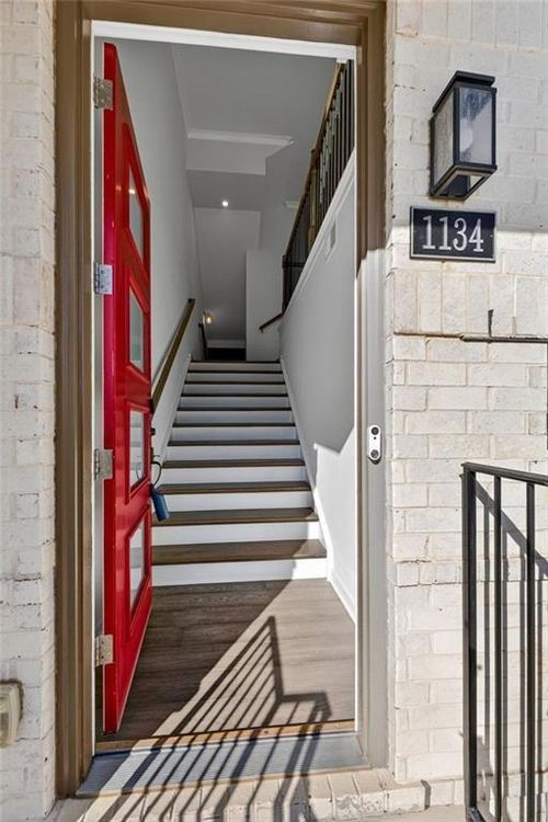 1134 Ansel Ln Nw, Atlanta, GA, 30318-3191 | Card Image