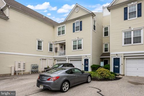 5801 Riverfront Dr, PALMYRA, NJ, 08065-2146 | Card Image