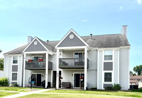 c-1086 Millpond Rd, Valparaiso, IN, 46385 | Card Image
