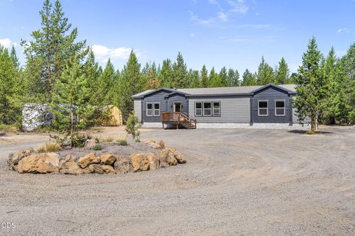 219 Tumbo Drive, Gilchrist, OR, 97737 | Card Image