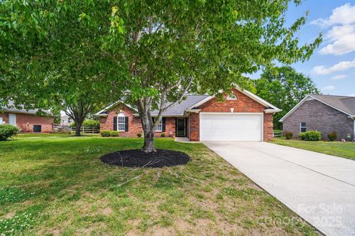 8309 Emily Dr, Harrisburg, NC, 28075-7629 | Card Image