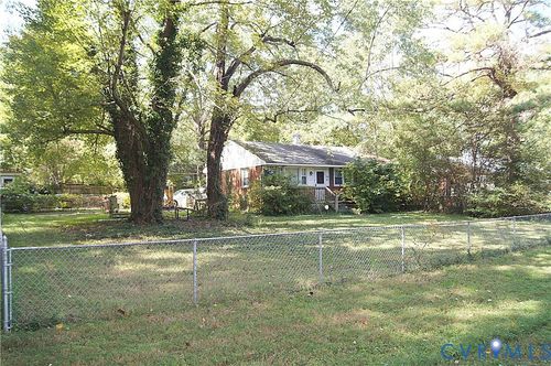 3116 Amanda Dr, Richmond, VA, 23224-5818 | Card Image