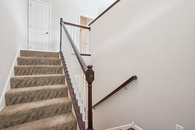 37-web-or-mls-- 8169 Central Park Way-1806-033.jpg | Image 37