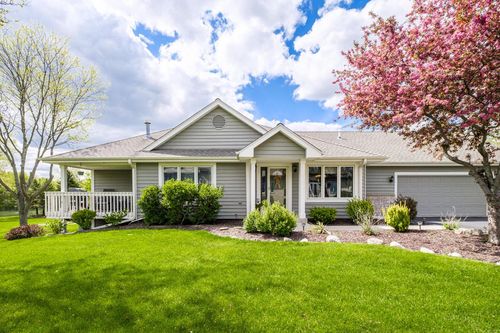 unit-1-W264N2062 Deer Haven Court, Pewaukee, WI, 53072 | Card Image