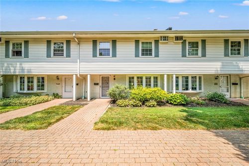 unit-6-15 Meadowlawn Dr, Mentor, OH, 44060-6246 | Card Image