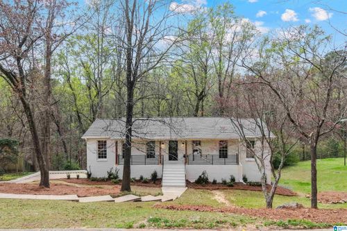 2468 Regent Ln, HOOVER, AL, 35226-2944 | Card Image