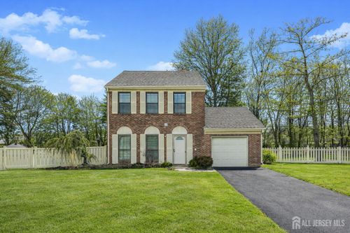 32 Rice Run, East Brunswick, NJ, 08816 | Card Image