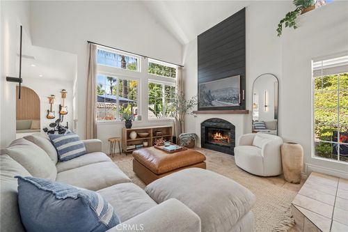 33 Cloudcrest, Aliso Viejo, CA, 92656-1326 | Card Image