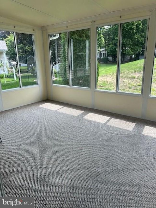 7 Royal Oak Dr, House other with 3 bedrooms, 2 bathrooms and null parking in Cream Ridge NJ | Image 13
