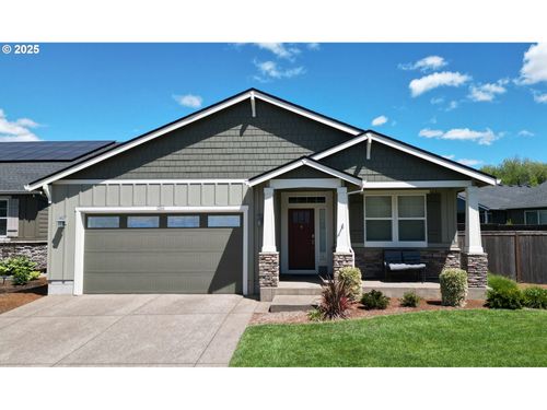 1266 S 22nd Ave, Cornelius, OR, 97113-6091 | Card Image