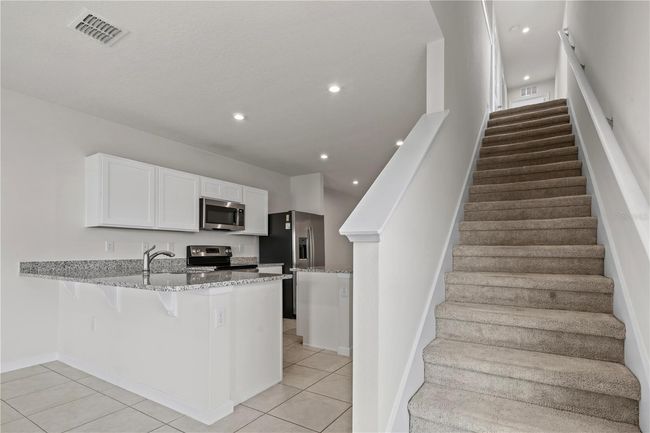 275 Blueberry Ln, Townhouse with 3 bedrooms, 2 bathrooms and null parking in DAVENPORT FL | Image 11