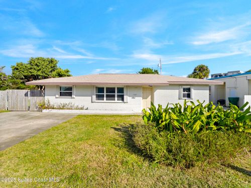 130 Cinnamon Dr, Satellite Beach, FL, 32937-3119 | Card Image