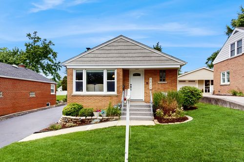 5428 Park Ave, Downers Grove, IL, 60515-4911 | Card Image
