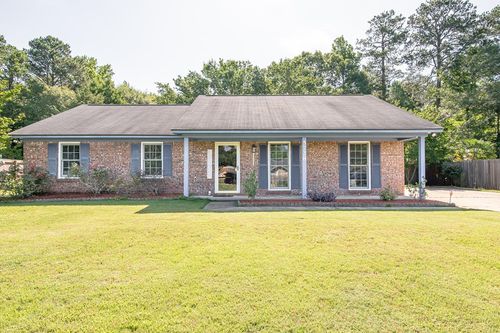 5728 Lexington Dr, Columbus, GA, 31907-6777 | Card Image