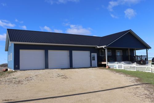 18315 County Road 20, Altura, MN, 55910-4095 | Card Image