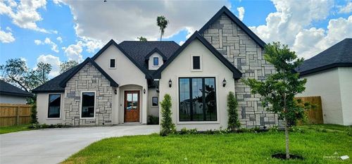 7817 N 40th St, McAllen, TX, 78504-6581 | Card Image