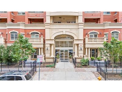 502 - 1950 N Logan St, House attached with 2 bedrooms, 1 bathrooms and null parking in Denver CO | Image 3