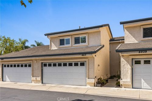 6017 Oldenberg Way, Simi Valley, CA, 93063-3759 | Card Image