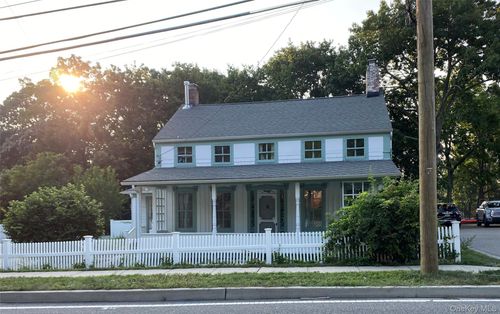 205 Christian Ave, Stony Brook, NY, 11790-1224 | Card Image