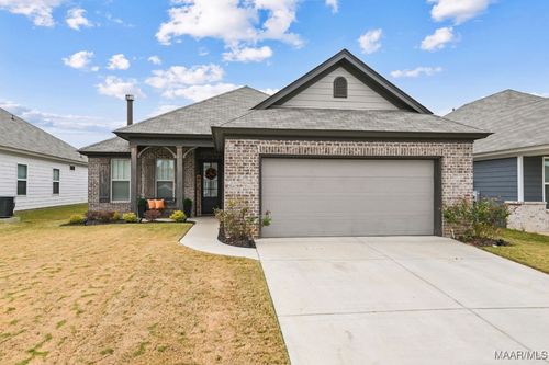 271 Hedgefield Dr, Prattville, AL, 36066-1101 | Card Image