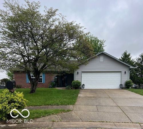 1102 Branifield Ct, Franklin, IN, 46131-7523 | Card Image