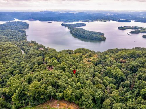 325 Mountain View Dr, Mooresburg, TN, 37811 | Card Image