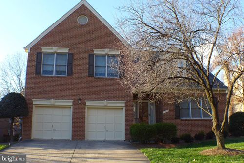 10008 Manor Pl, FAIRFAX, VA, 22032-3628 | Card Image