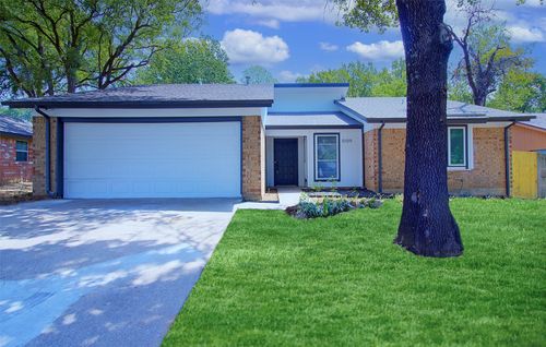 5109 Parliament Dr, Arlington, TX, 76017-2153 | Card Image