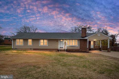 1412 Devils Reach Rd, WOODBRIDGE, VA, 22192-2803 | Card Image