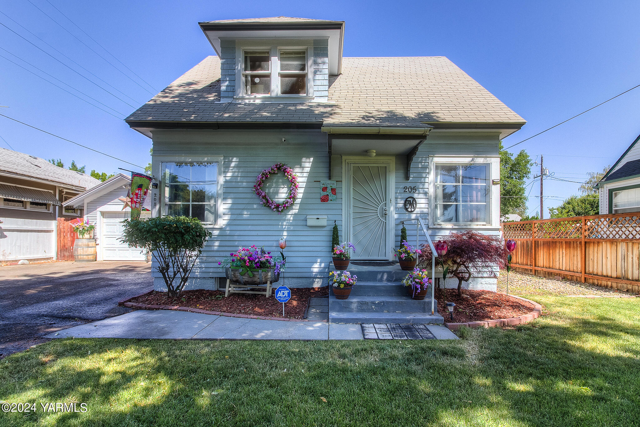 32nd Ave, Yakima, WA 98902