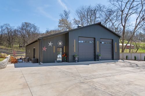 2896 Fly Rd, Santa Fe, TN, 38482-3110 | Card Image