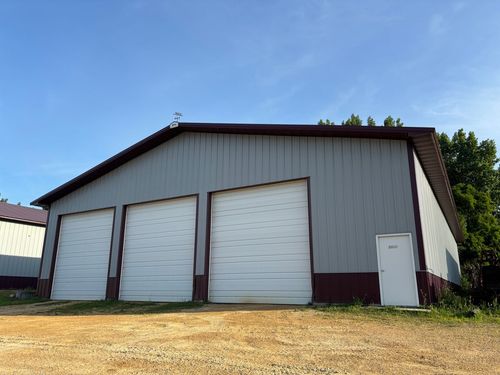 1600 12th Avenue, Clinton, IA, 52732 | Card Image