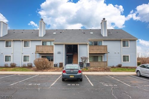 816 Aspen Dr, Plainsboro, NJ, 08536-3607 | Card Image